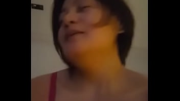 Tante Suci Menggoda di Kamar Ritz Carlton