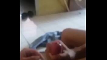 Gadis Indonesia Polos Tanggal Celana & Bikin Aku Horny