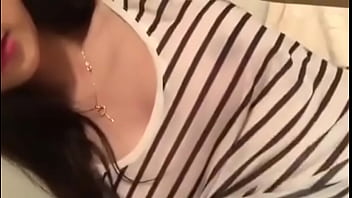 Gadis Seksi Bermain Diri