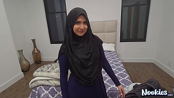 Maribel Berhijab Hot POV
