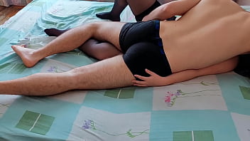 Dia mengerang keras dan minta lebih banyak orgasme di vaginanya – Kenikmatan Mewah