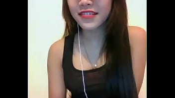 Gadis Seksi Camfrog Bikin Heboh