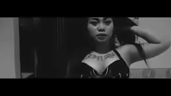 Miaa Tattoo Hot – Dea Aprilia Sesi Pemotretan Menggoda