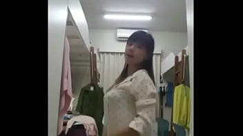 Mantan Pacar Tionghoa Indonesia Menari Striptis Seksi