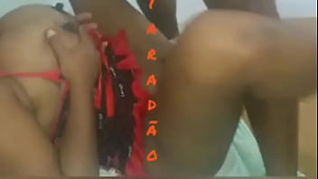Safada Gemendo Juntos E Gozando No Cu