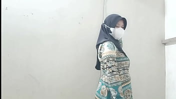 Main Istri Tetangga Saat Suami Pergi Kerja