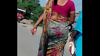 Gadis Seksi Bergaun Saree