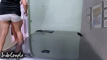 Rekaman Panas Terapis Pijat Desi Berhijab, Chika Toge Merintih
