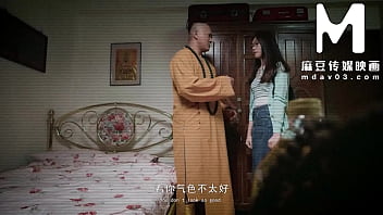 Master Shaolin Bantu Umat Perempuan Dengan Cara Tak Lazim